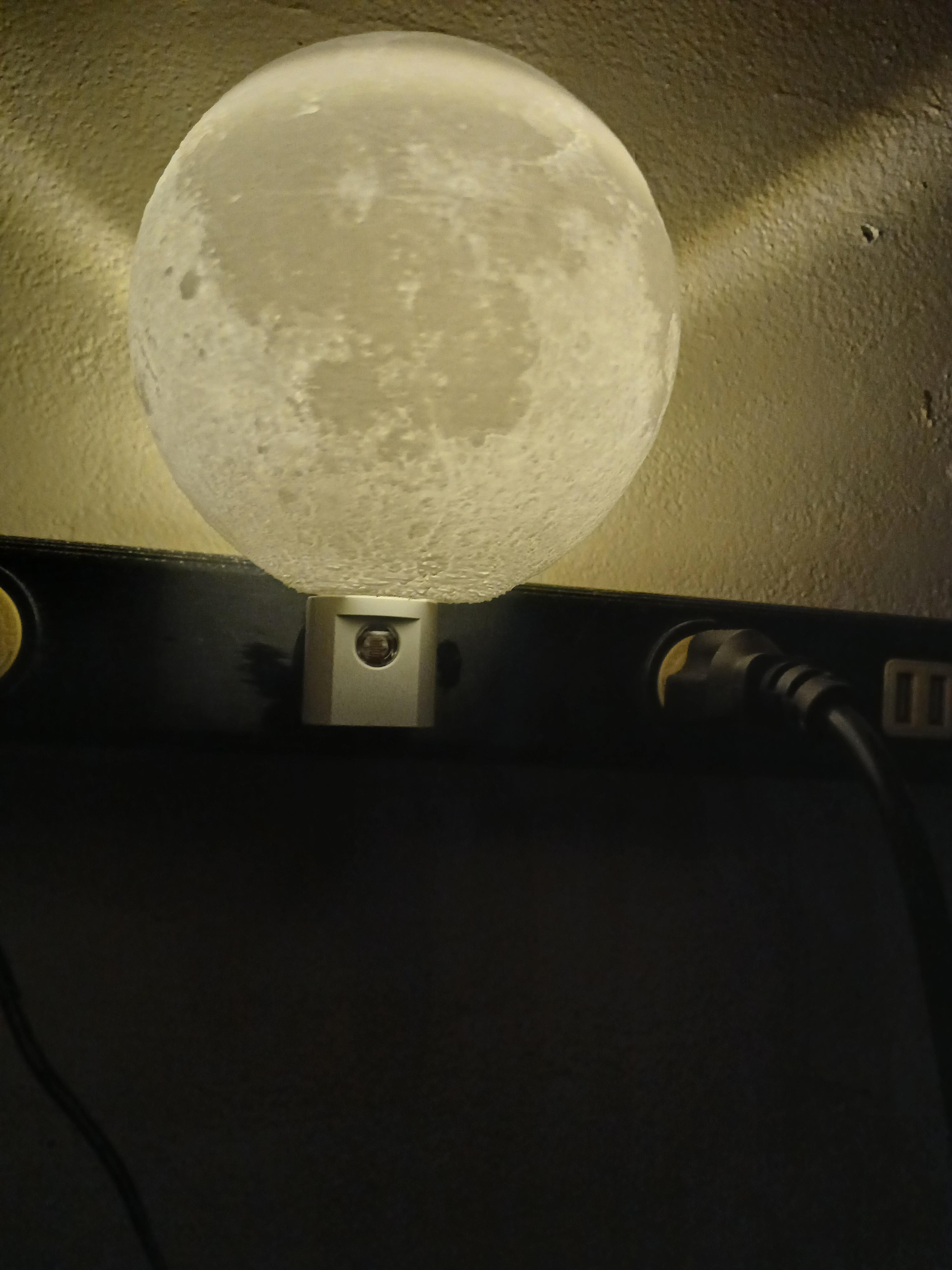 Planet Night Lights (Wall Outlet Version) - Moon lamp love take 2 - 3d model