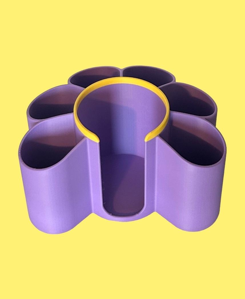 Flower Organizer 3d model