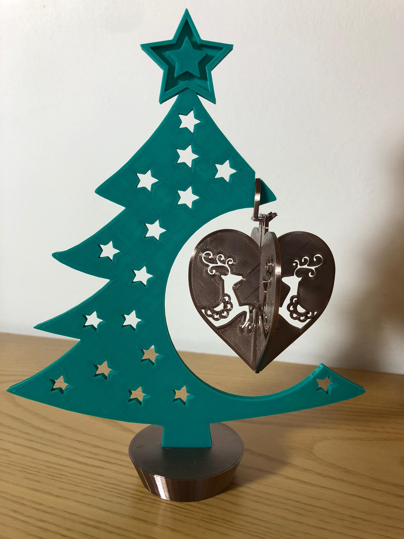 Reindeer Heart Bauble 3d model