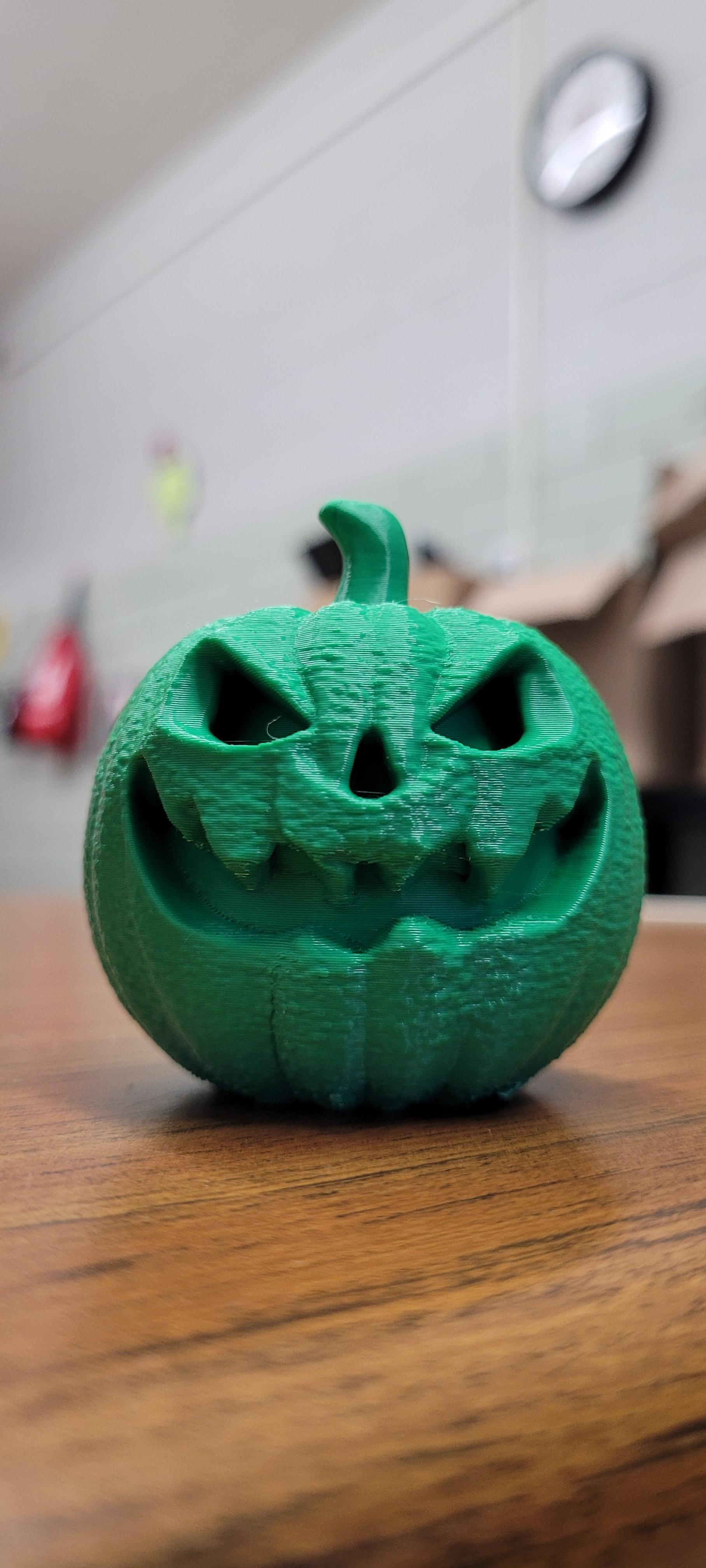 Evil Pumpkin for Halloween - Looking good in green. - 3d model