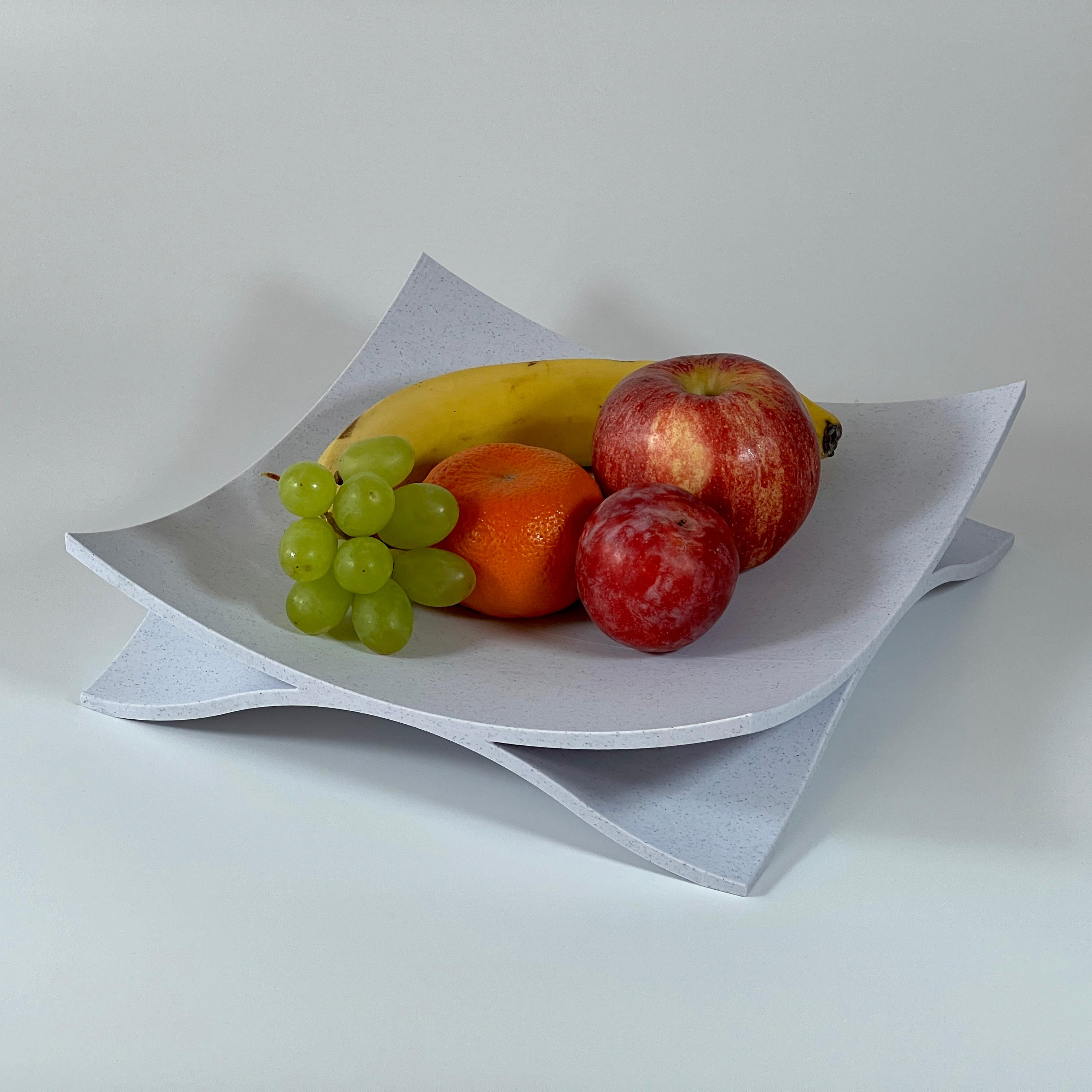 Modern Fruit Bowl Curved 3d model