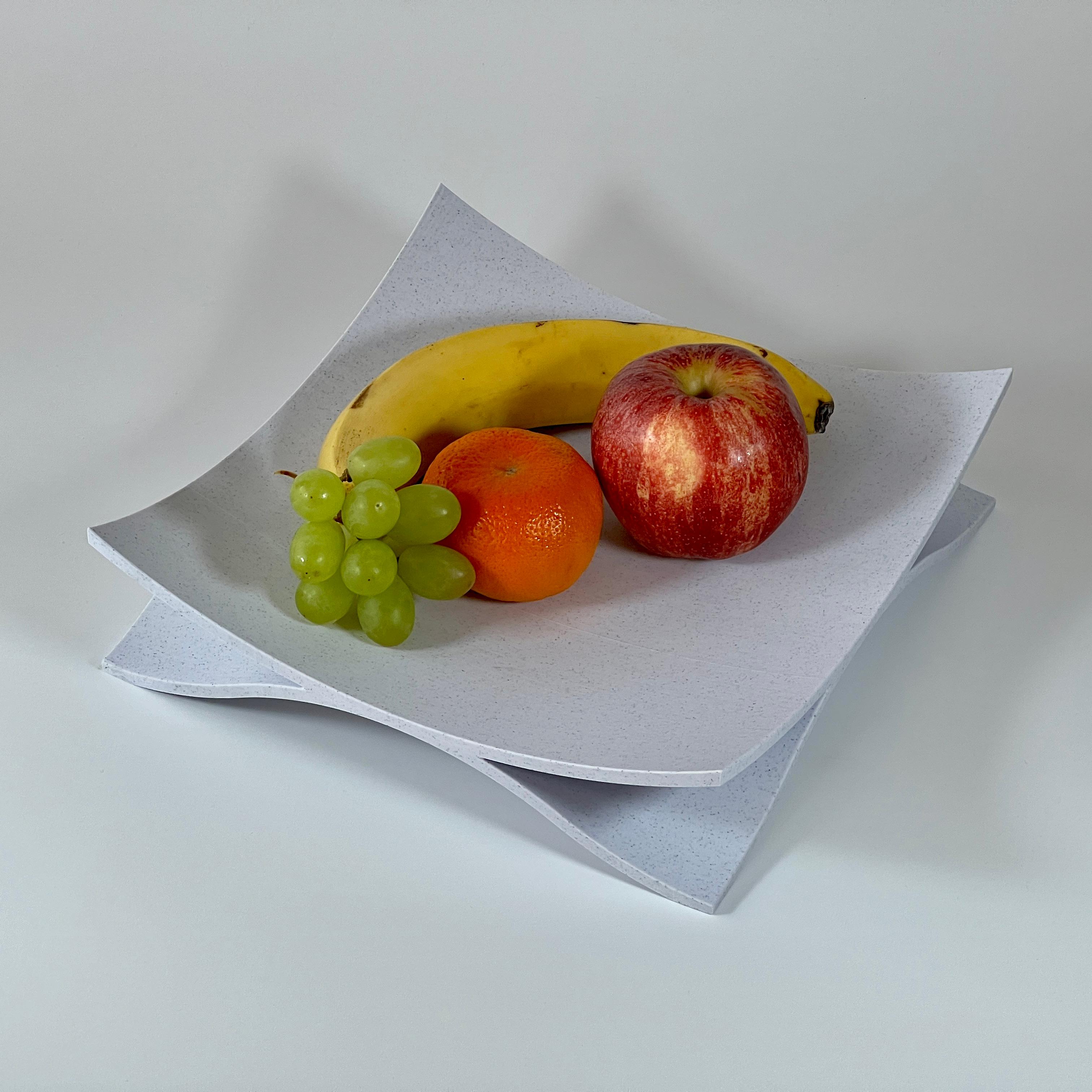 Modern Fruit Bowl Curved 3d model