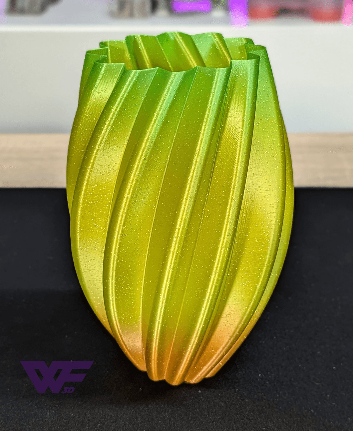 Slim Twisted Star Vase 3d model