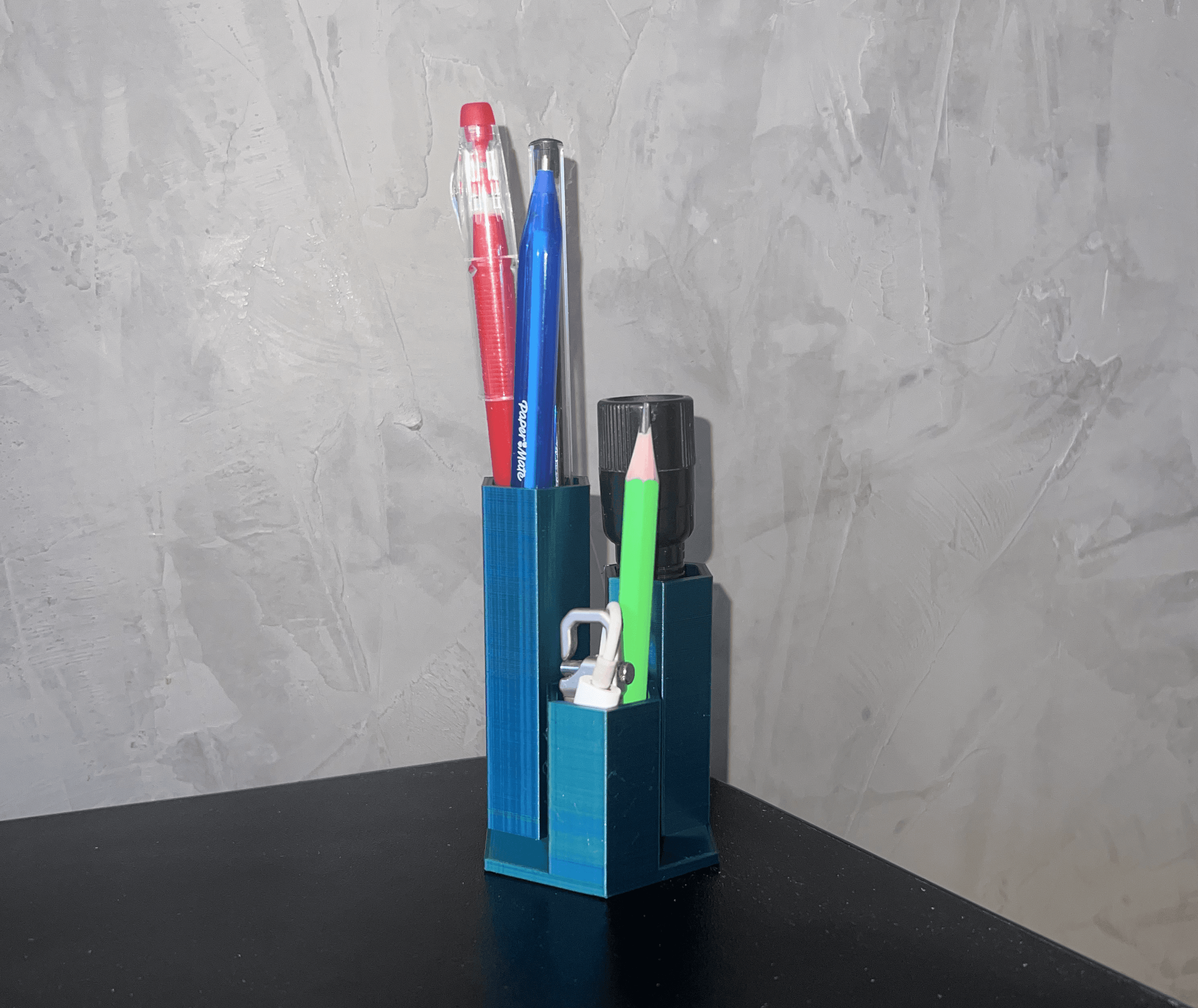 Pen holder design / Porte styo original 3d model