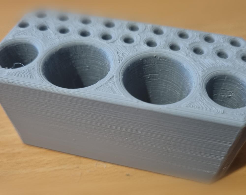 Deburring Tool Holder - Multibin Insert for 2x1x1 Bin 3d model