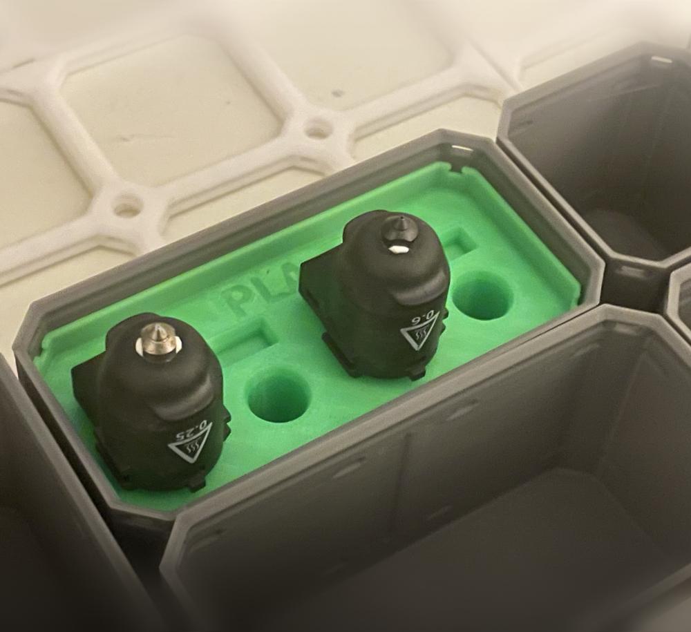 Flashforge Adventurer 5 Nozzle Holder - 2x1x1 - Bin - Multibin Insert.stl 3d model