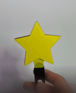 Star-Shaped Clapper Noisemaker Toy :: Classic Novelty Party Favor 3d model