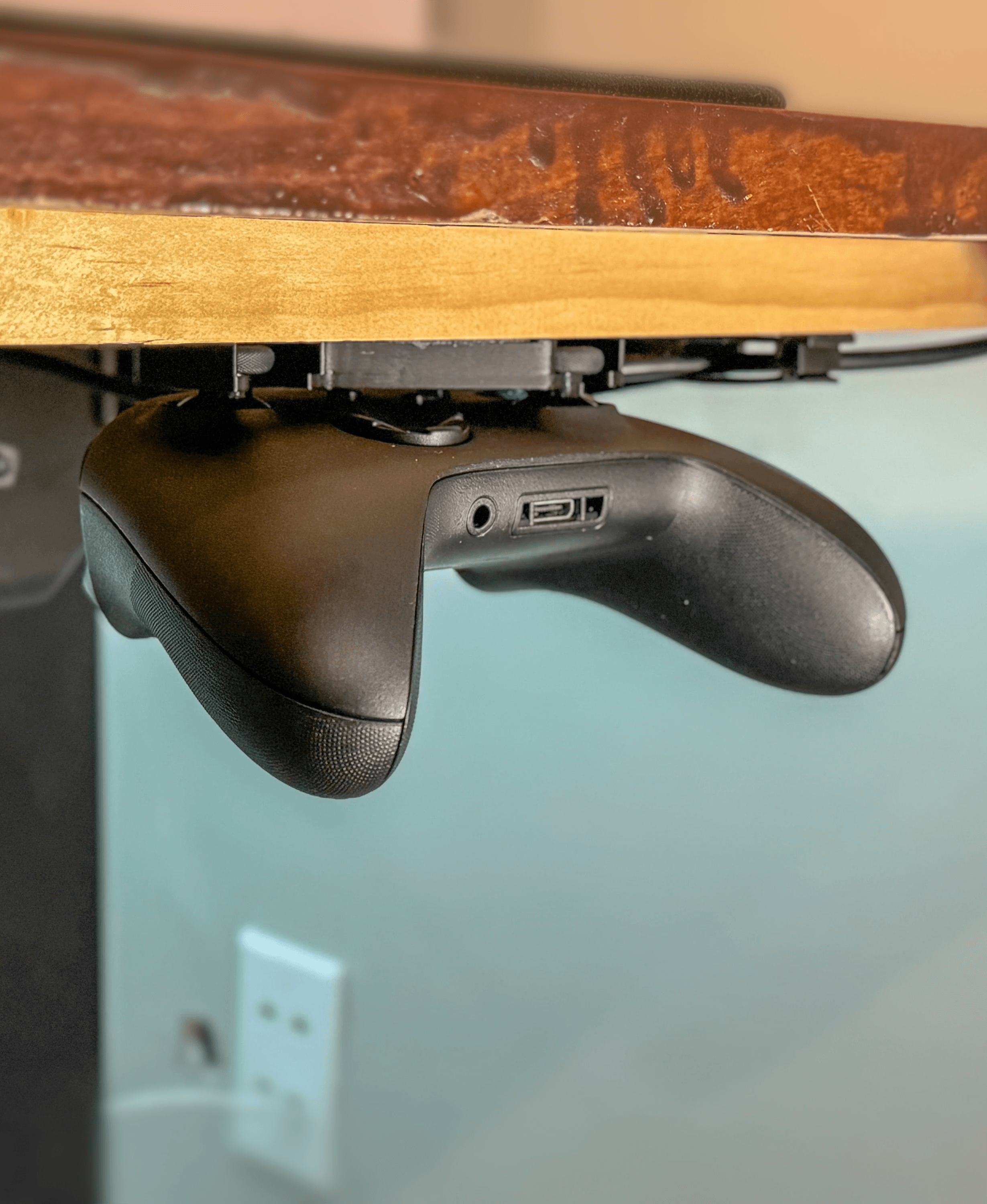 Xbox Under Desk Controller Stick Mount 3d model