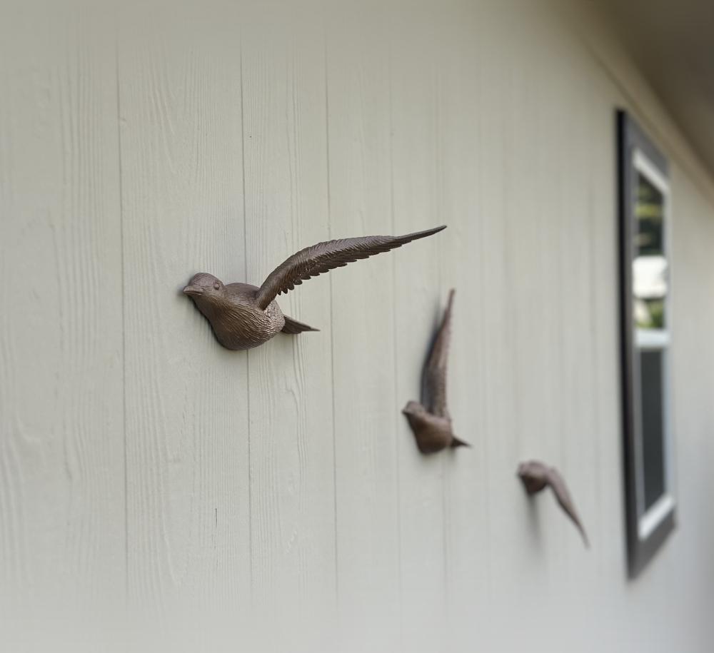 Birds in Flight: Three beautiful wall-mounted bird sculptures 3d model