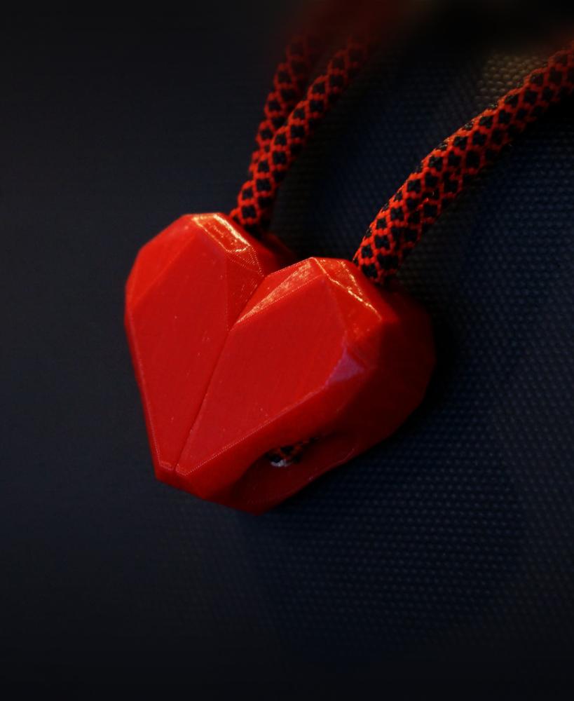 Zipper Pull - Low Poly Heart 3d model