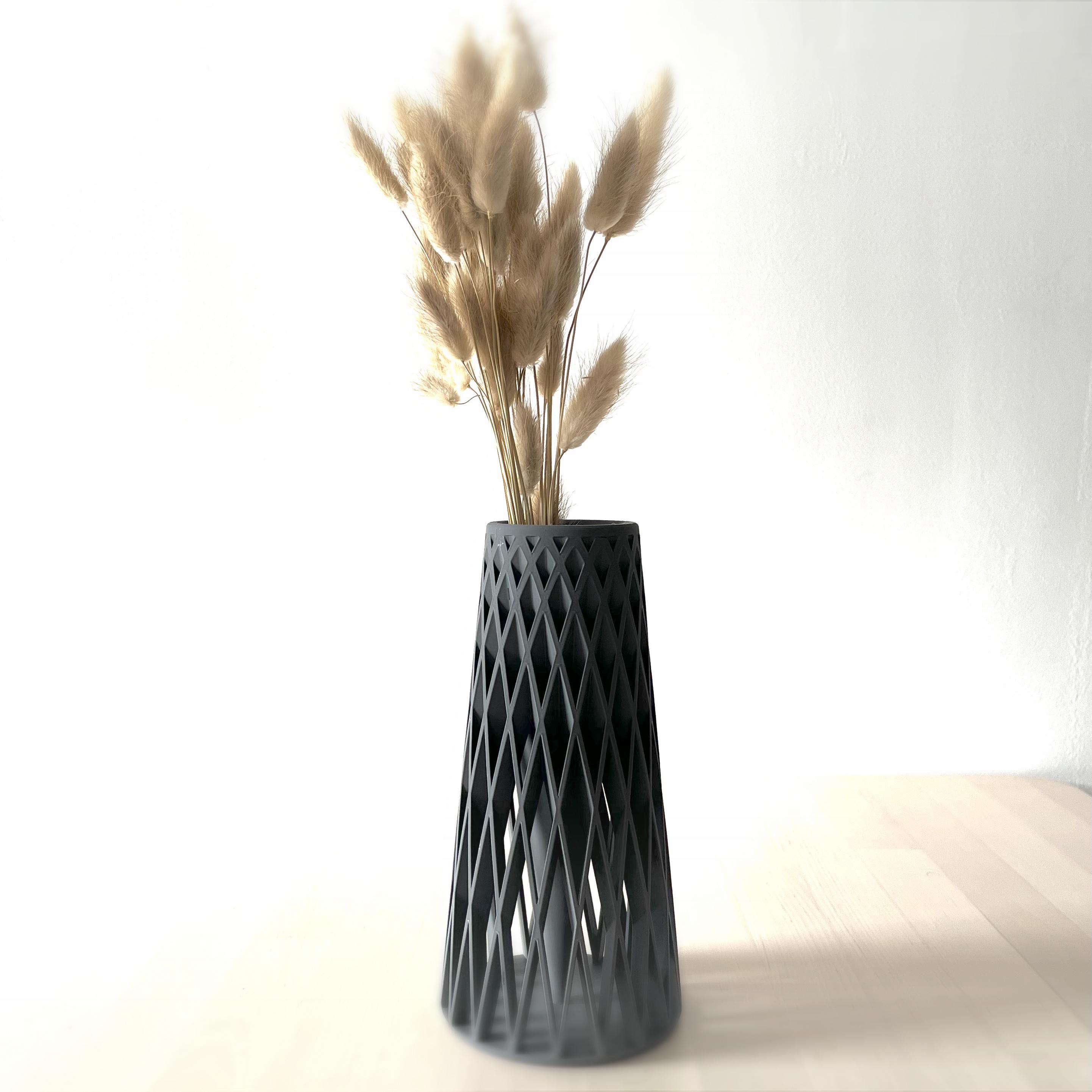 Funnel vase rhombus 3d model