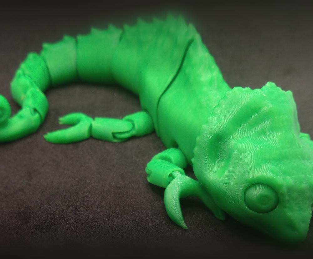 Articulated Chameleon Toy 3d model