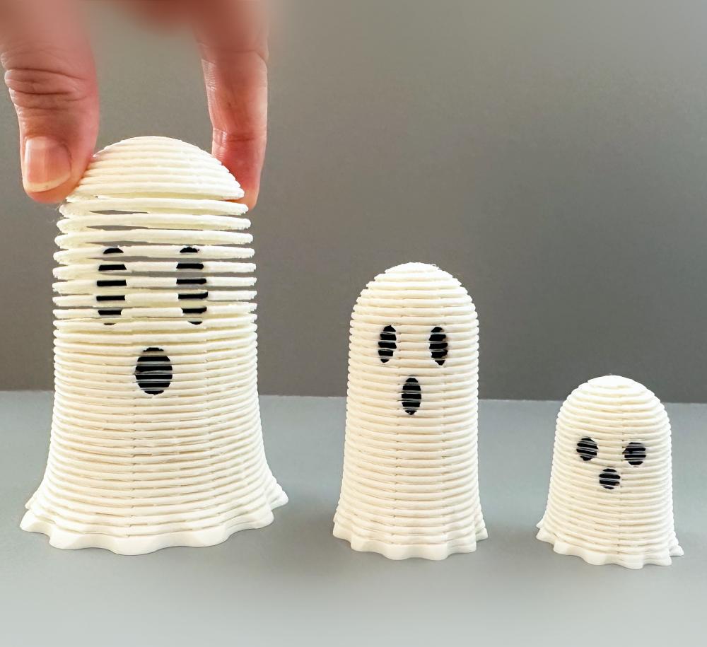 Stretchy, Slinky Ghosts (3 sizes) 3d model