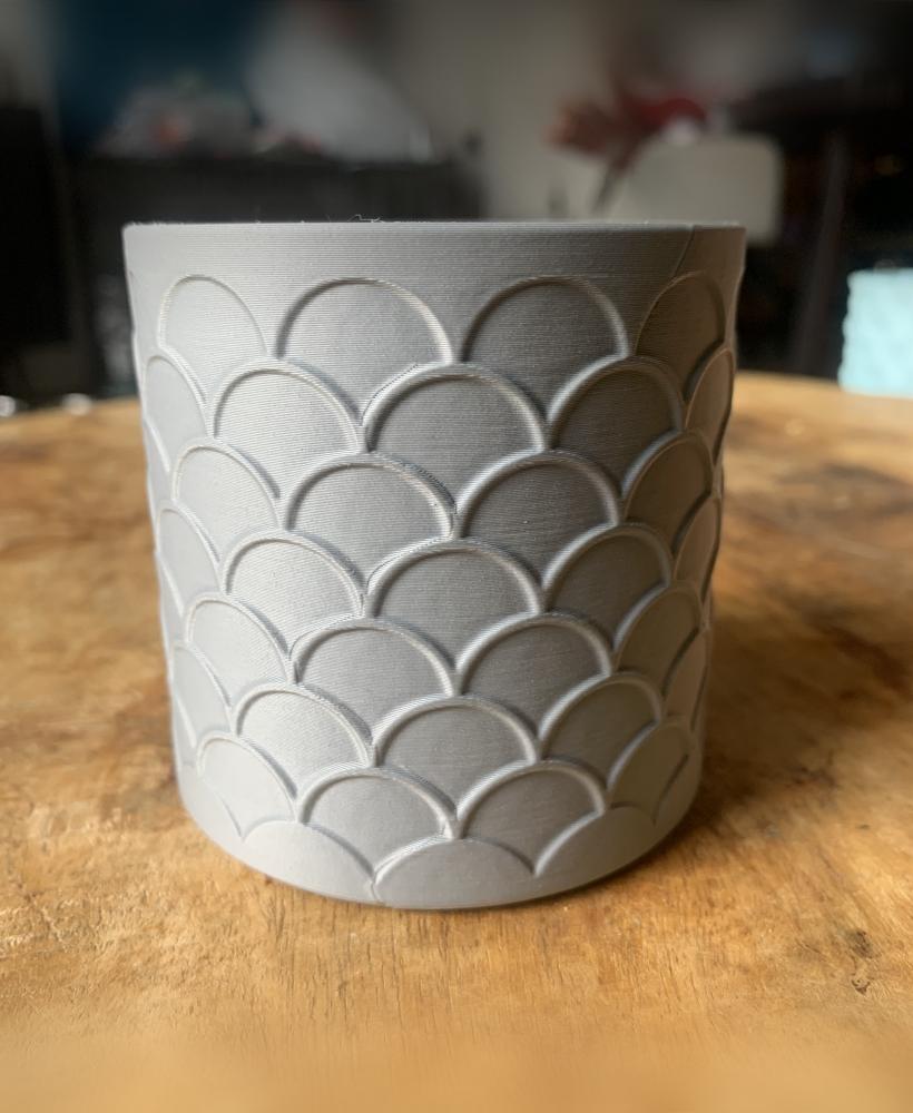 Scale pattern pot/planter 3d model