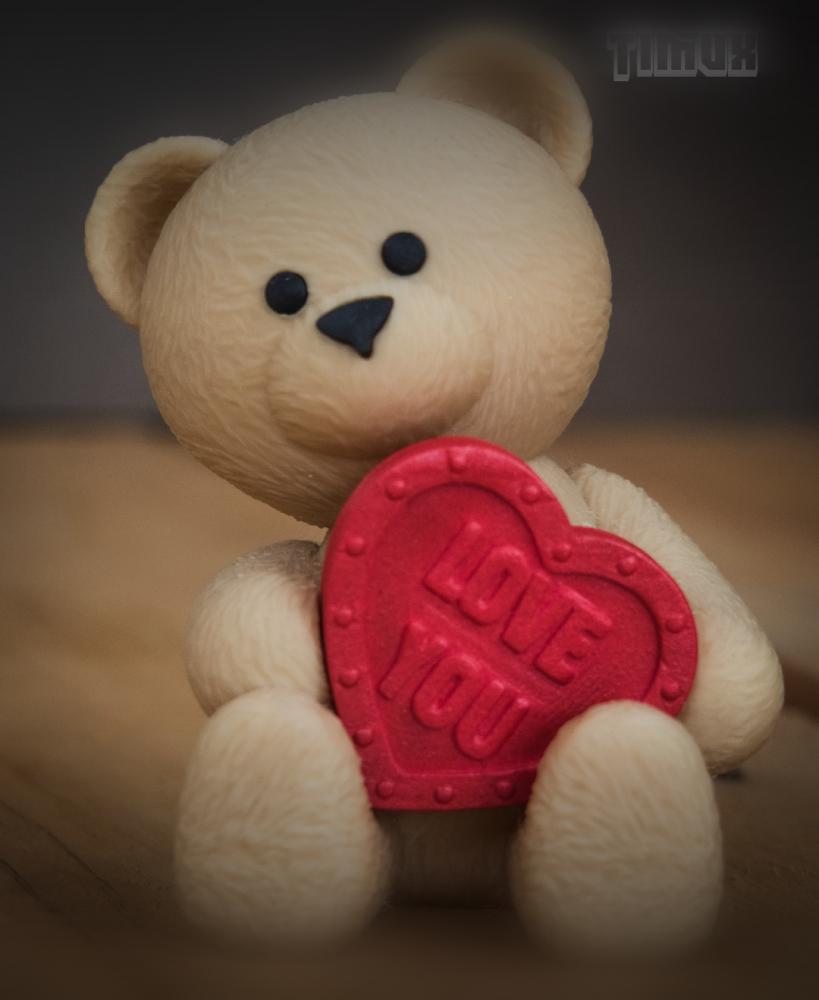 TEDDY BEAR WITH HEART 3d model