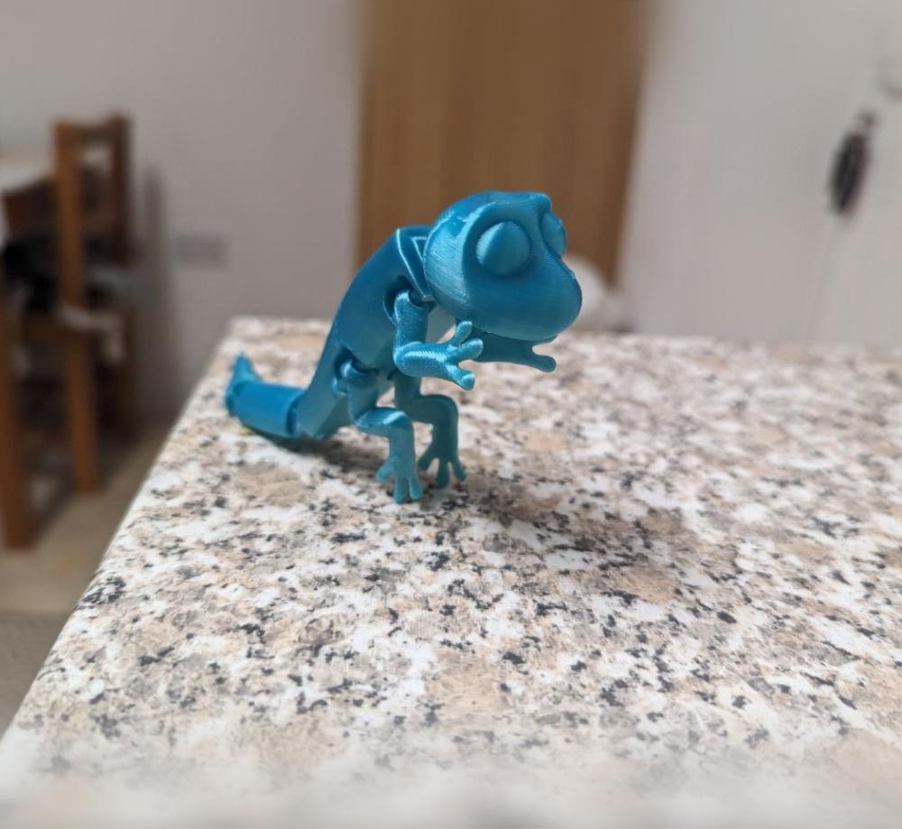 Cute Flexi Lizard 3d model