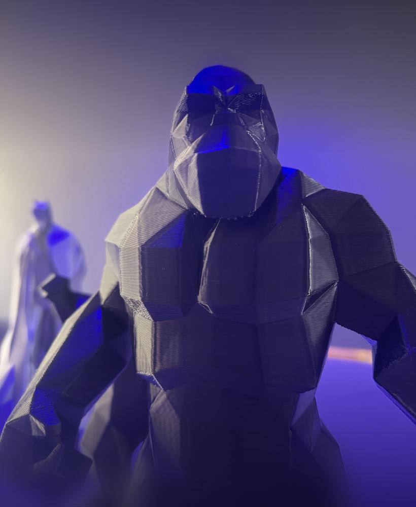 Low Poly Gorilla King Kong  - Unleash the Majesty in Your Space! 3d model