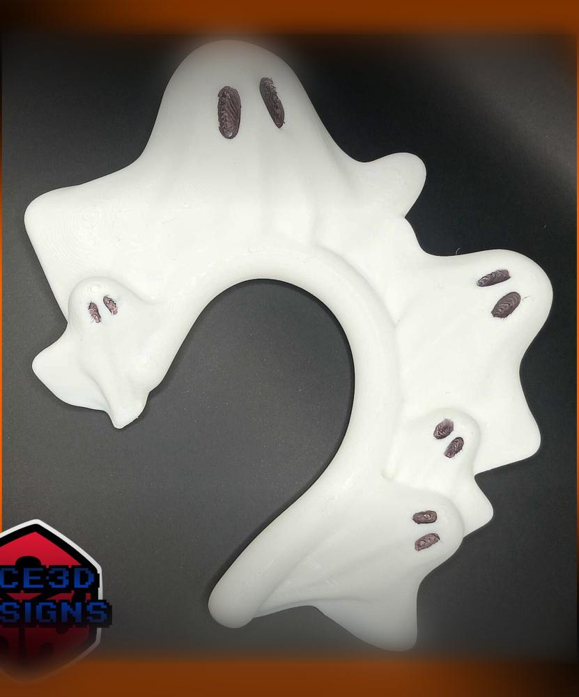 Ghosty Halloween Ear Cuff 3d model