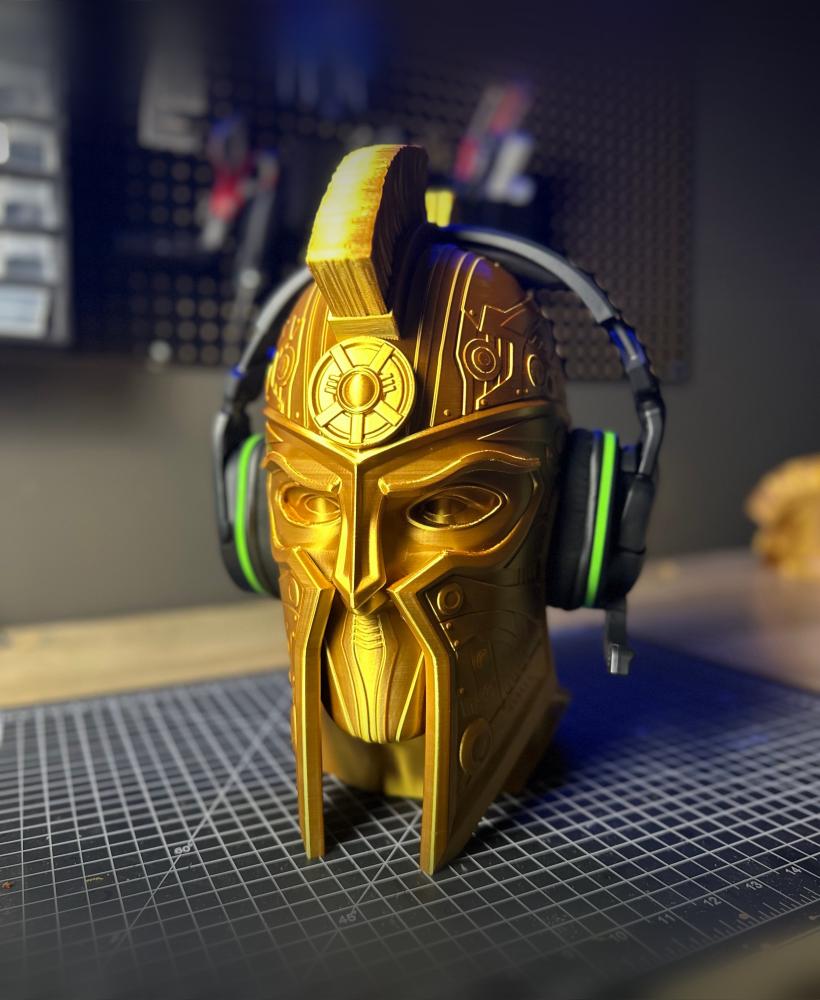 Cyber Spartan Headphone Holder/Bust 3d model