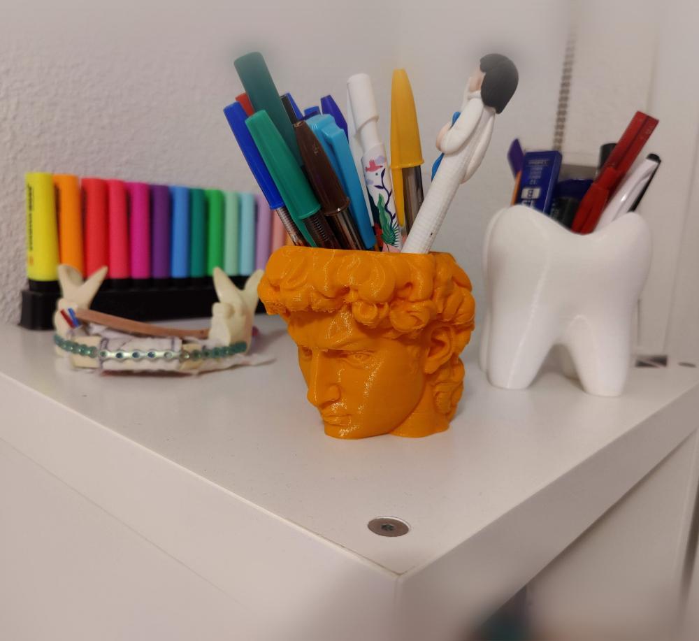 David pencil holder 3d model