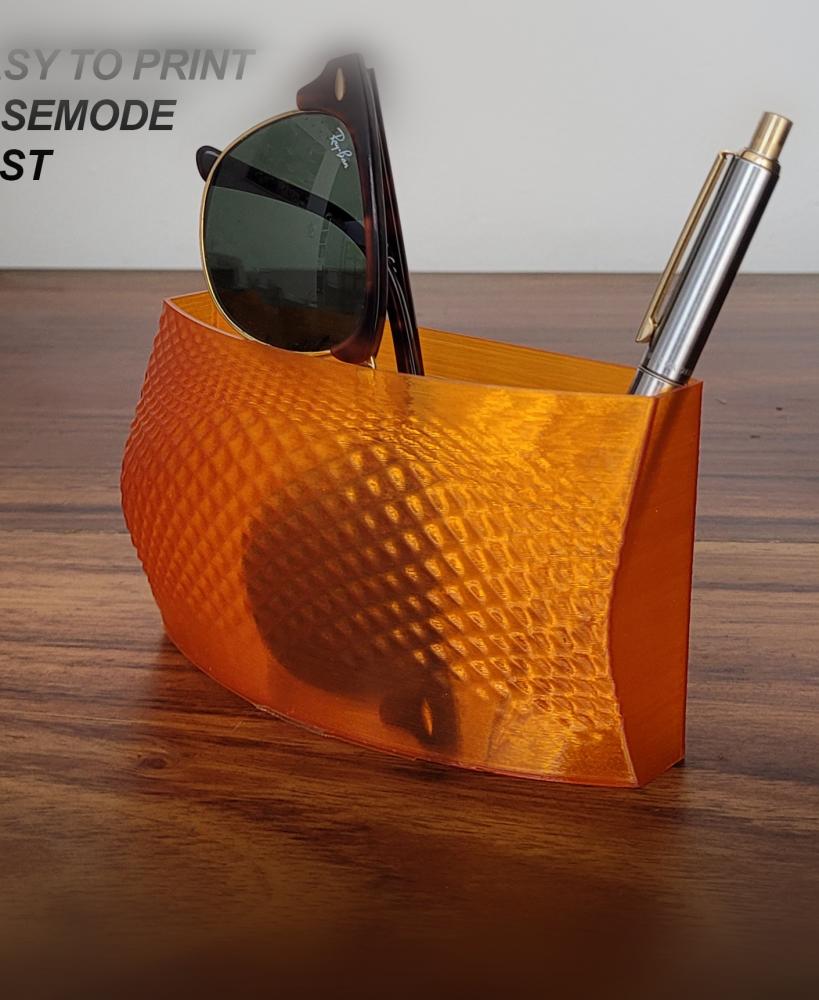 Pen and accessories holder with organic texture 3d model