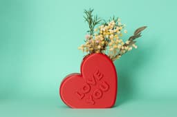 Heart Shape Vase 3d model