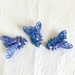 Articulated Bee + Hive 3d model