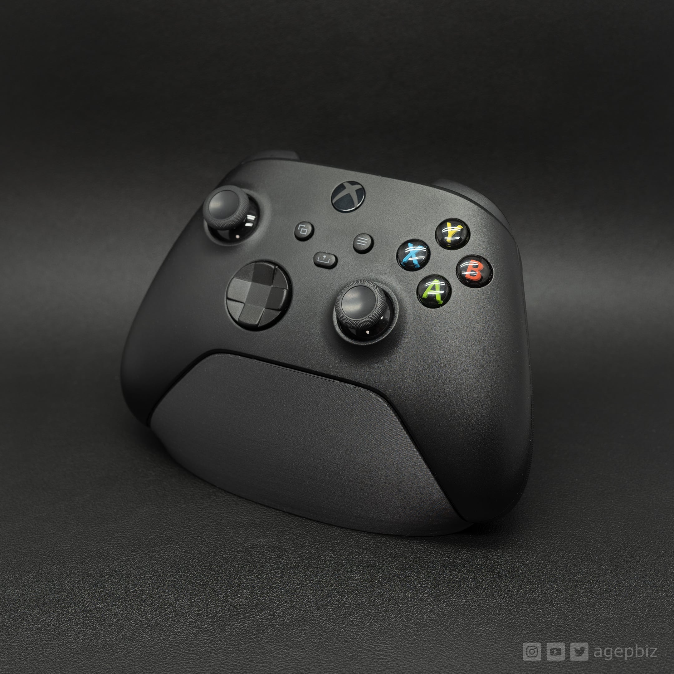 Minimalistic Xbox Controller Stand 3d model