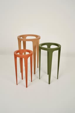 STEMRA Planter with Matching Plant Stakes 3d model