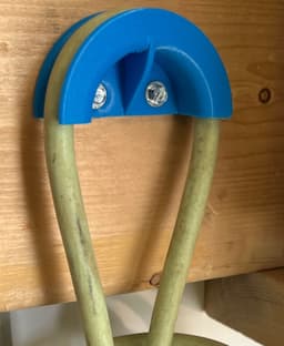 Extension Cord Holder - Screw Mount 3d model