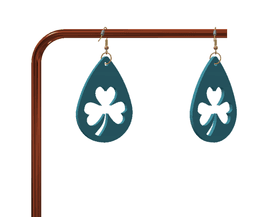 Cute keychain / earrings 3d model