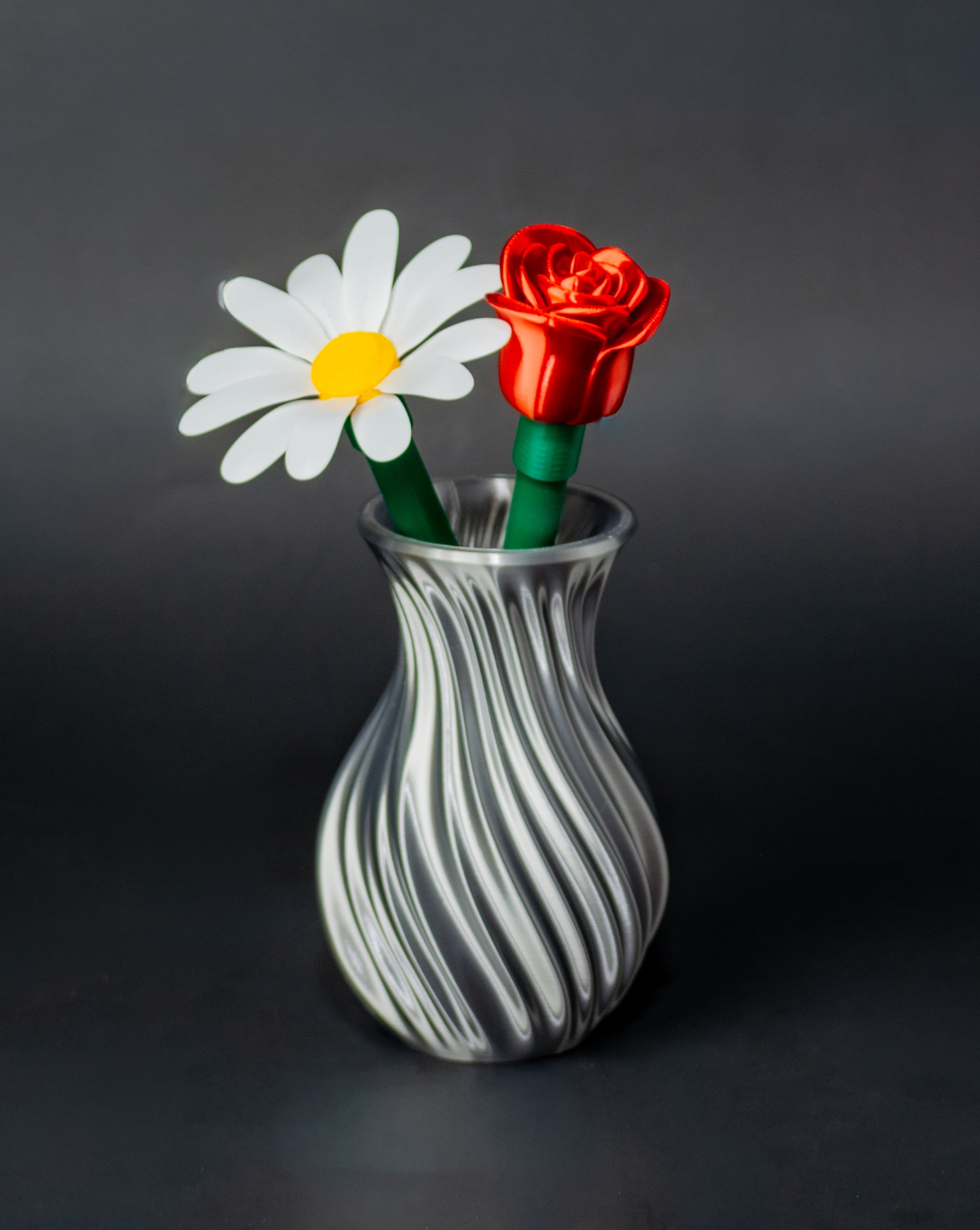 Flower Pen 3d model
