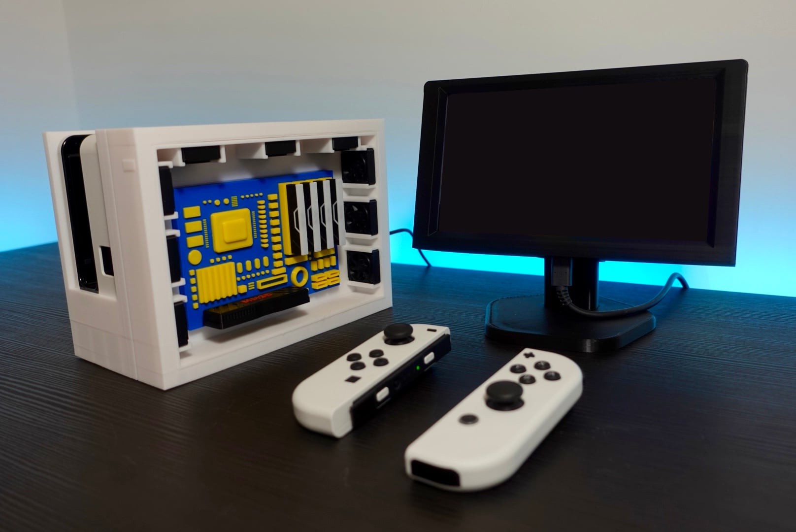 Custom PC Stand Compatible with Switch (OLED/Original) 3d model