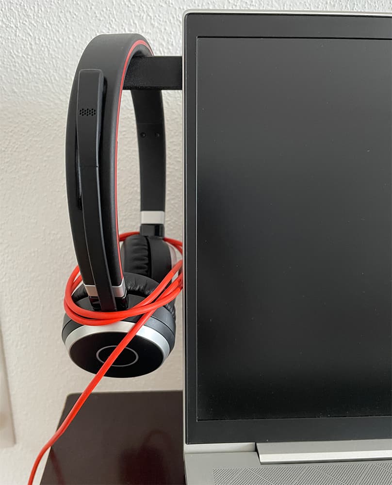 Headphone Rest - v3 (for Laptop, Notebook) 3d model