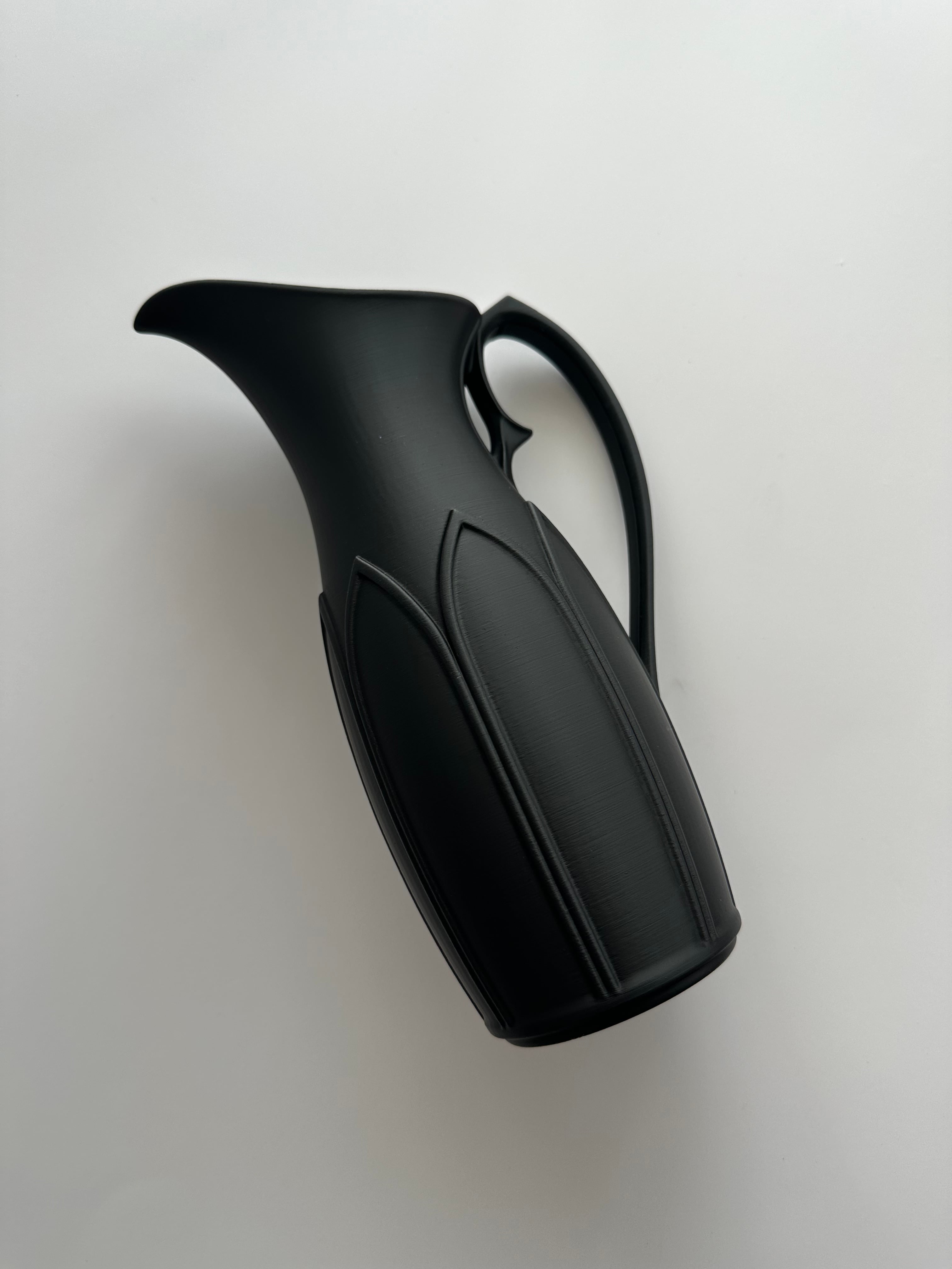 Sleek Gothic Jug 3d model