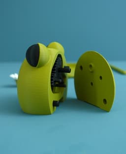 Frank the frog pen holder 3d model