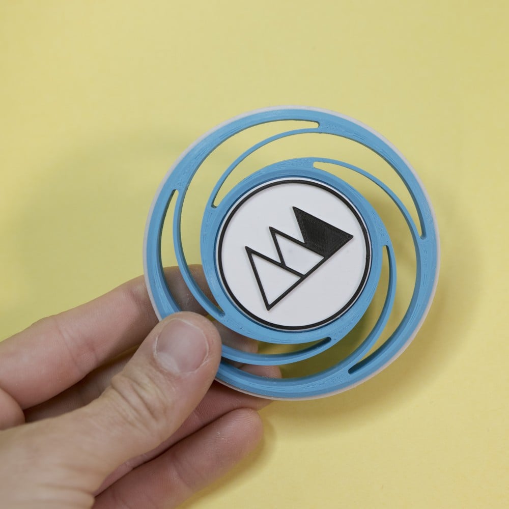 Make Anything Springy Spinning Plinko Puck 3d model