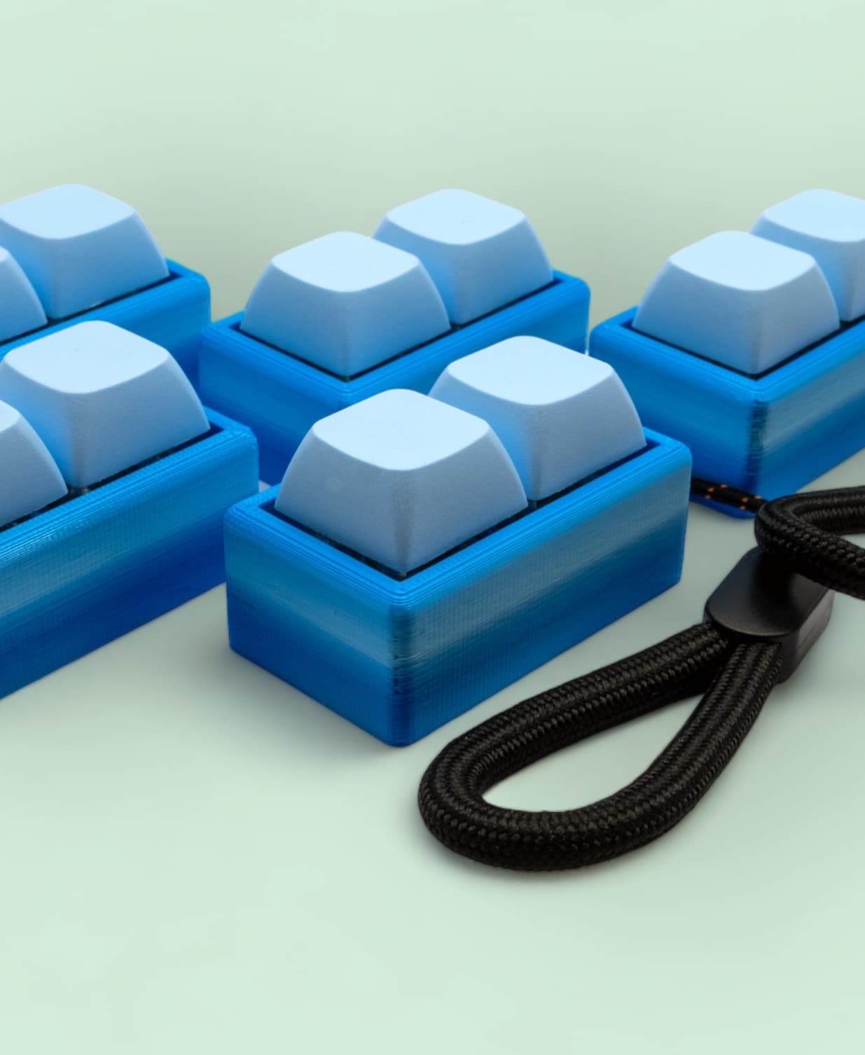 Chonky Double Key Switch Fidget Lanyard 3d model