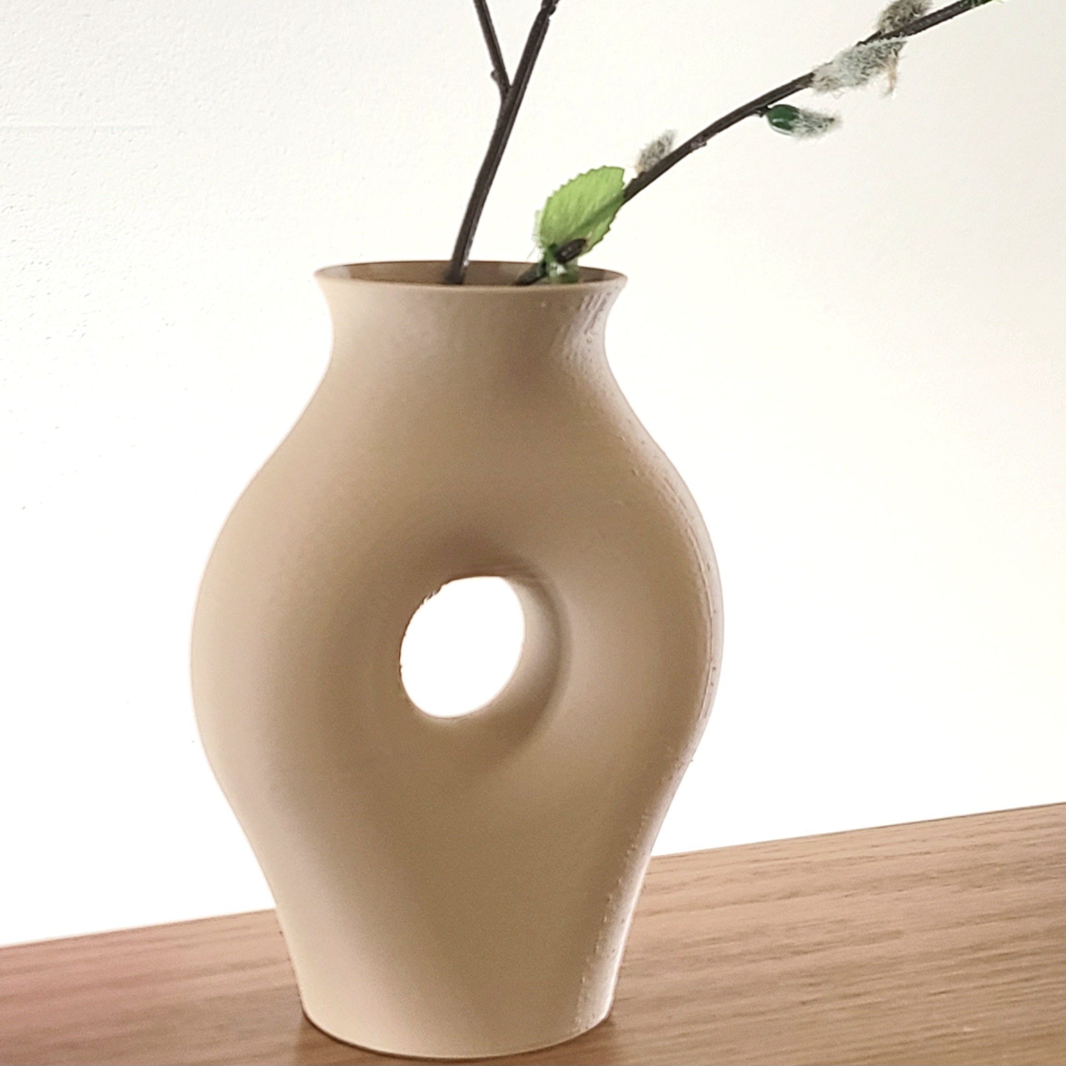 See Right Through You - Modern Vase with Hole 3d model