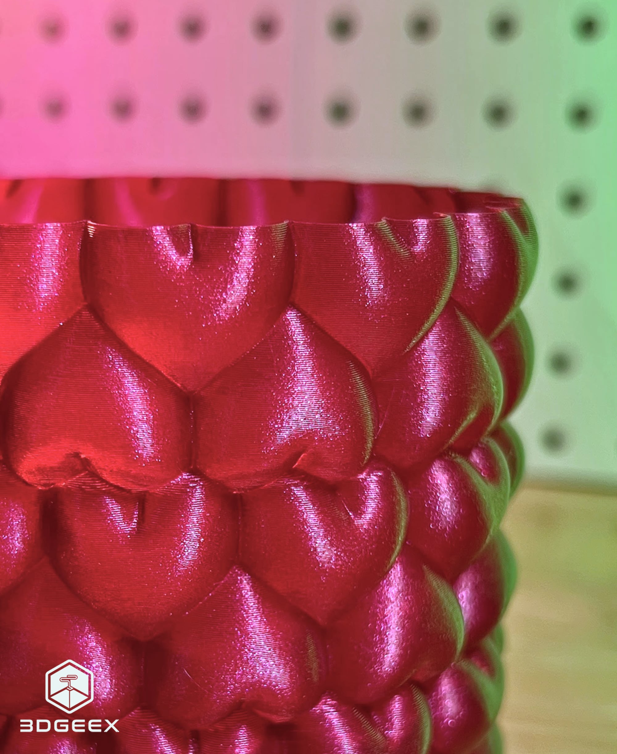Hearts Bloom Vase 3d model