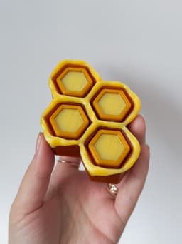 Honeycomb clicker 3d model