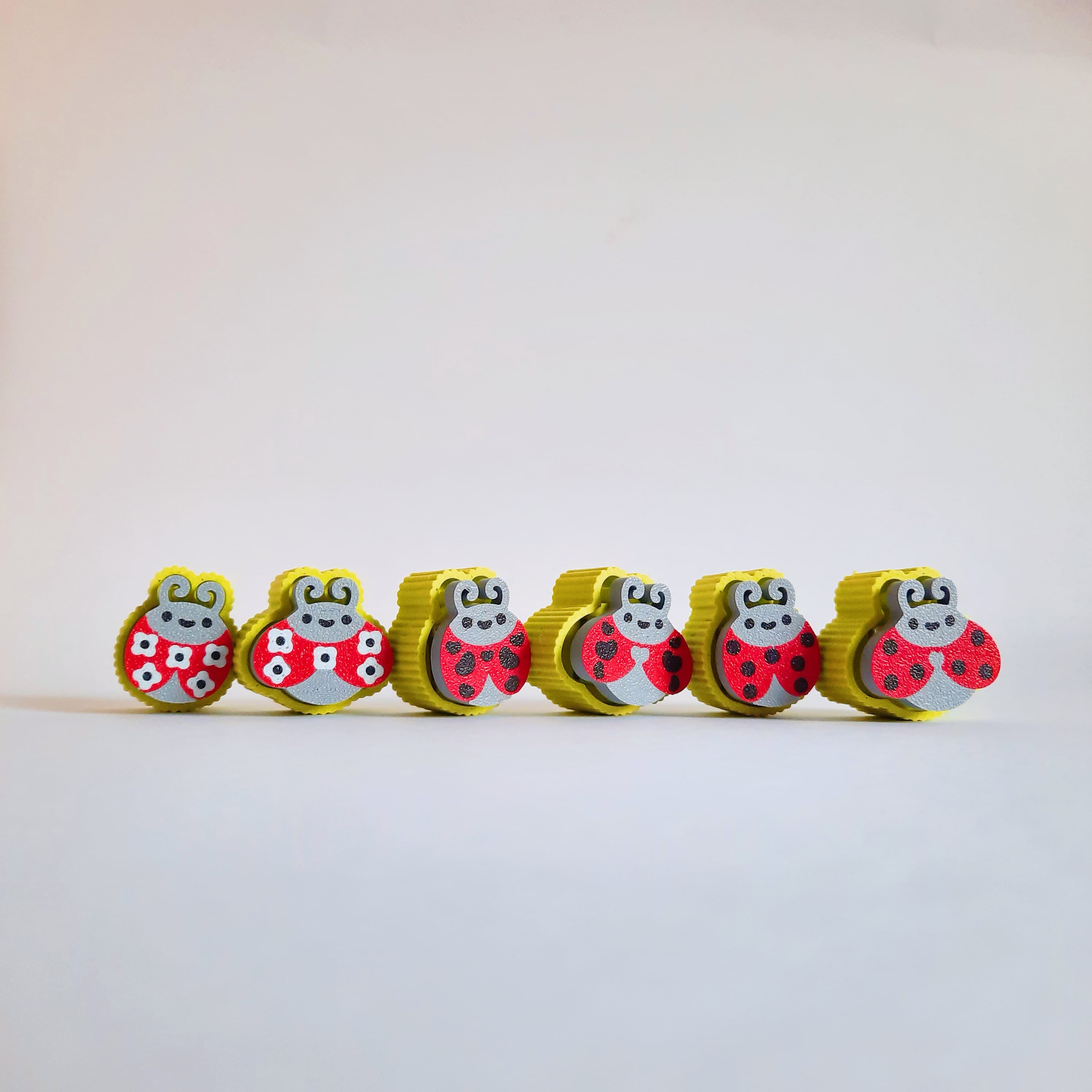 Cute Clicker Laybugs Collection | No AMS | Print-in-place | Support-free 3d model