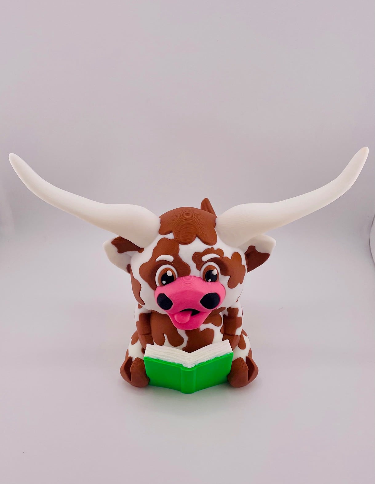 Texas Longhorn Cow Reading 3d model