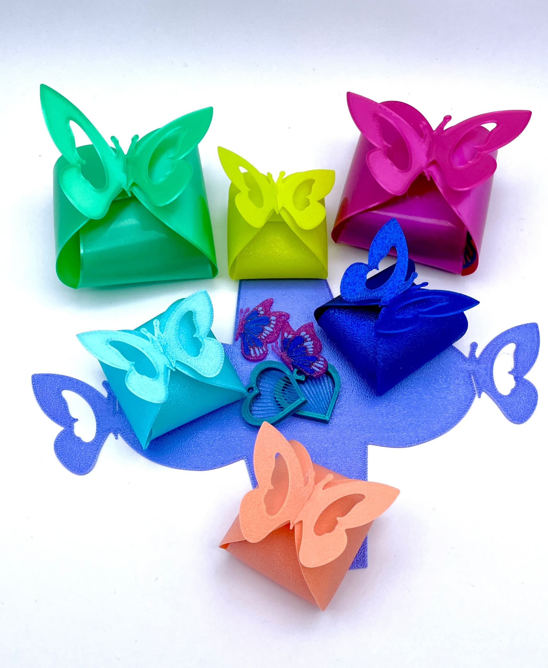 Folding Butterfly Gift Box - So many beautiful options! Polymaker Silk Green, Lime Green PLA, Silk Magenta, Silk Light Blue, Silk Dark Blue, Silk PEZriwinkle, and Spring Gradient - 3d model