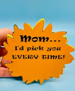 Mother's Day Sunflower Themed Message Gnome 3d model