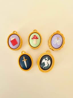 Fantasy Cameo Clicker Keychain Fidget Toy Bundle 3d model