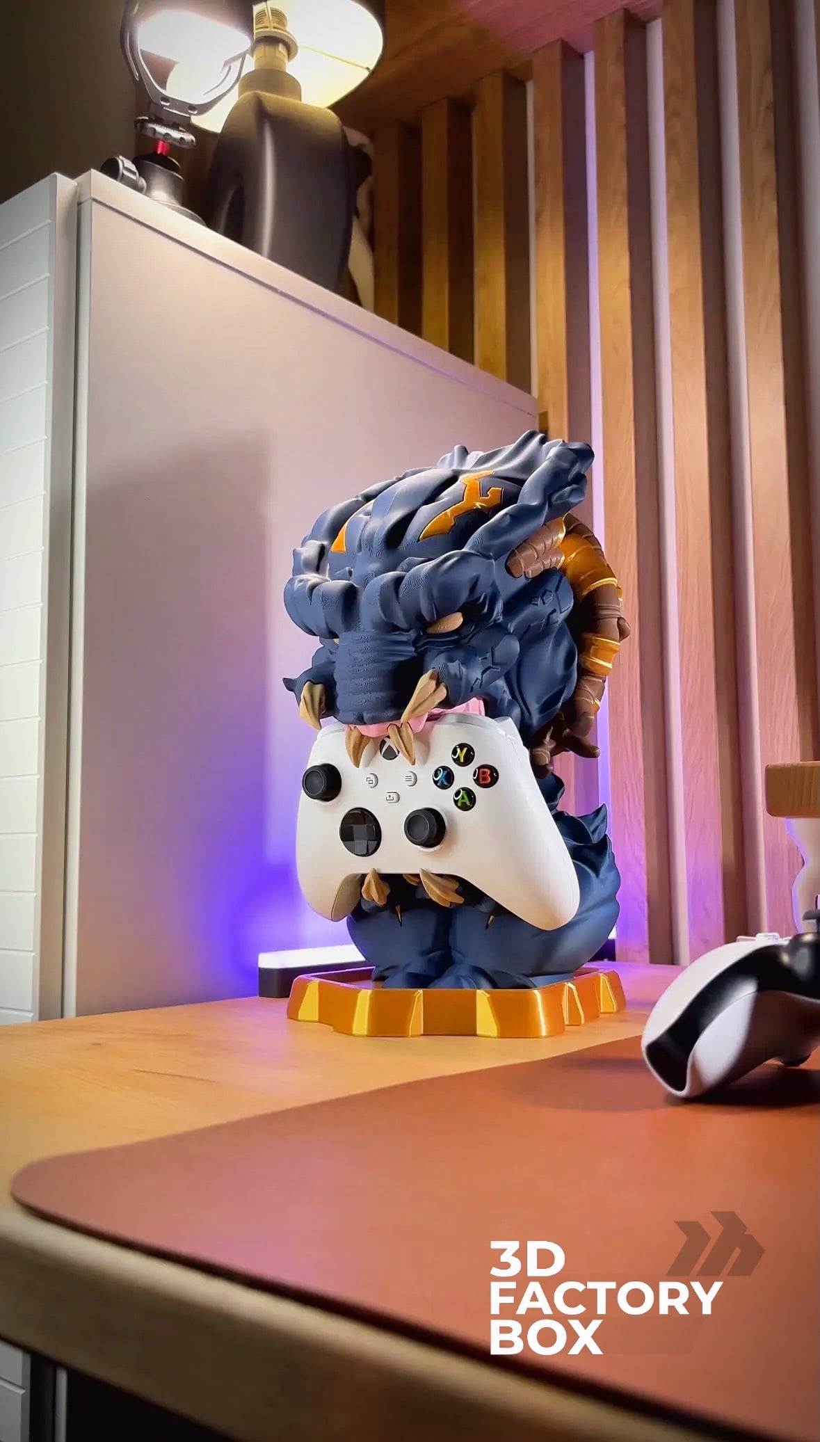 Predator Universal Controller Stand 3d model