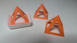 Small Painter's Pyramid with Gridfinity Holder 3d model