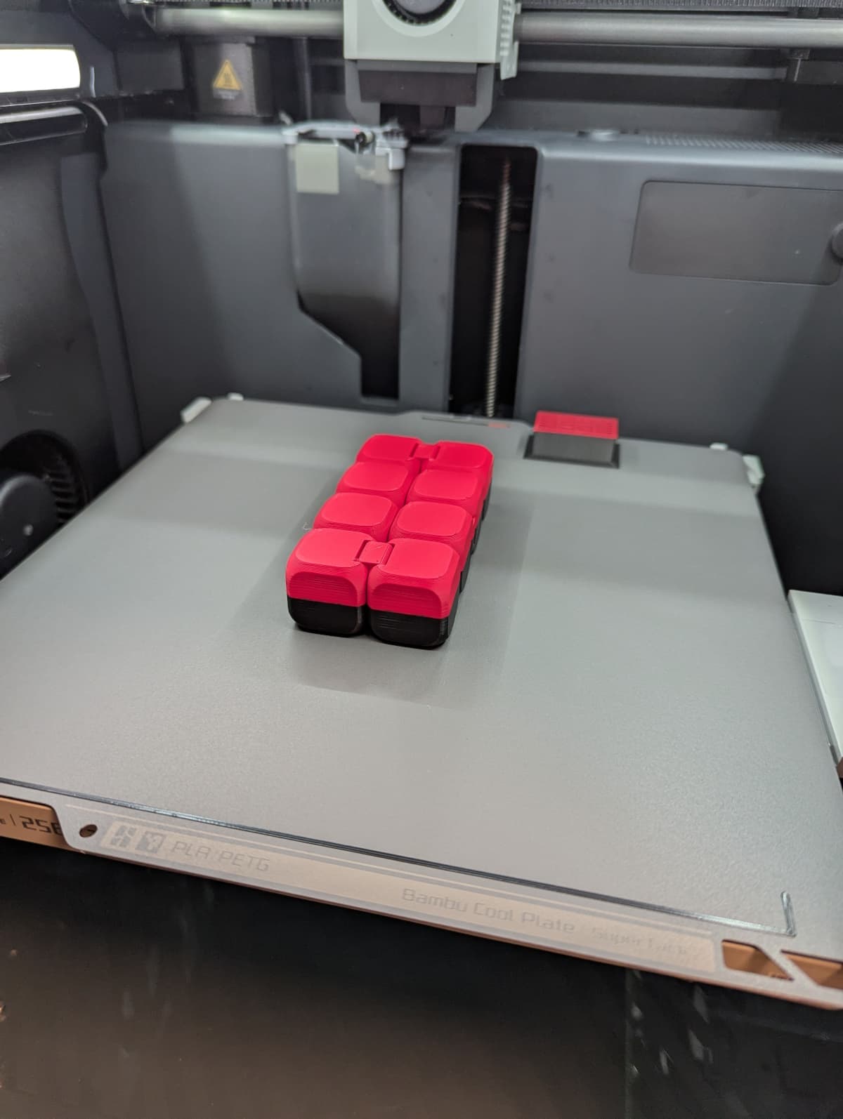 Very nice toy, I set ironing on top surfaces and used bambu labs "super tack" plate to get an nice surface on all sides.
I should properly have used 100% infill but it still came out great and is nice to handle.