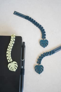 FlexibleBookMarkLong.stl 3d model